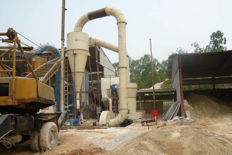pyrophyllite grinding mill