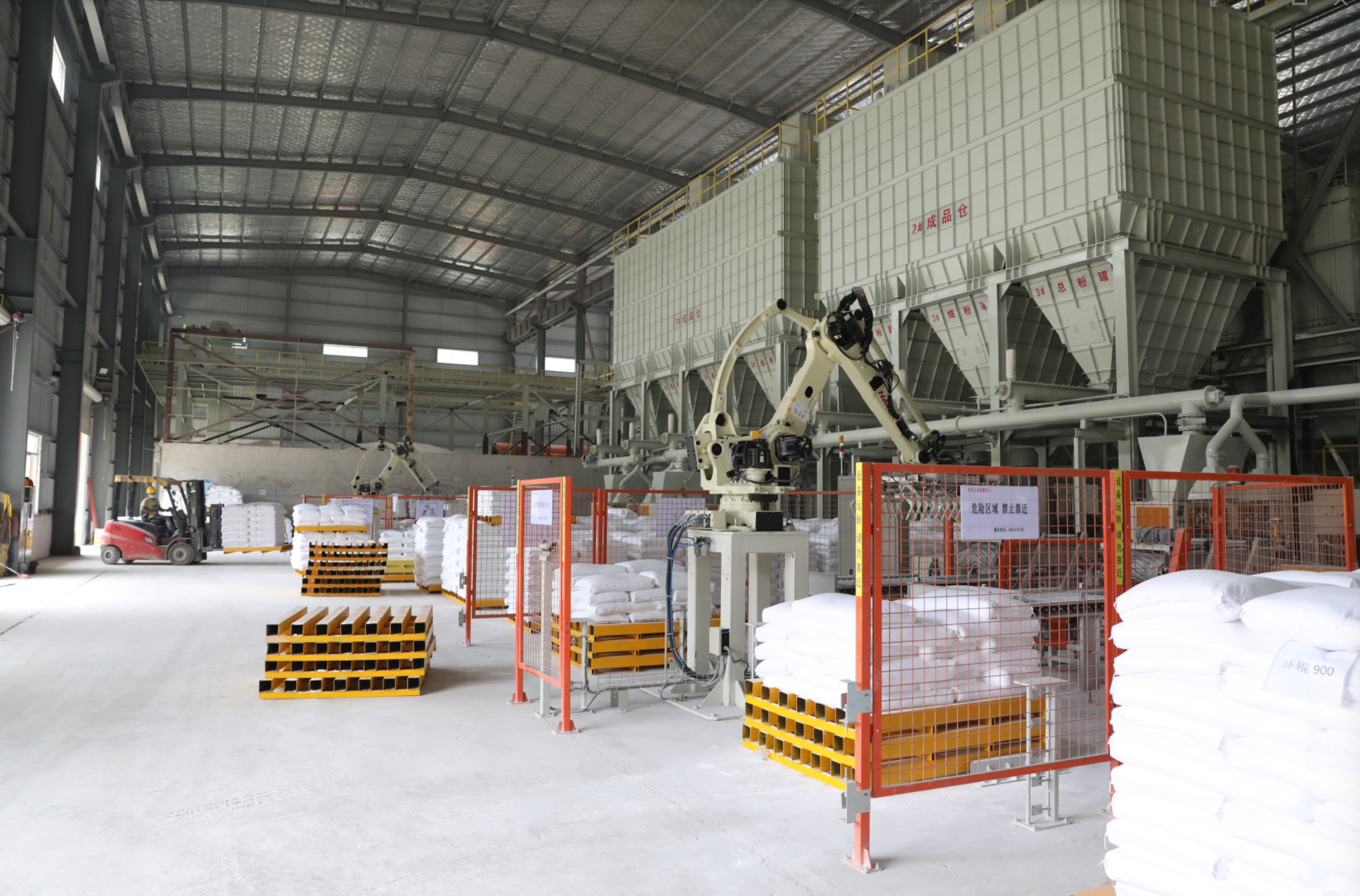 500,000 Tons/Year Marble HGM125L & CLUM1425 Grinding Plant in China（images 3）